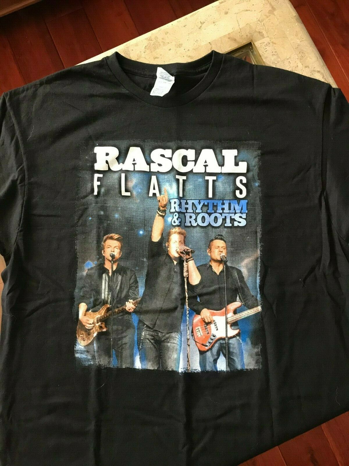 Rascal Flatts Rhythm & Roots Tour Staff T-shirt, Las Vegas Hard Rock 2016, Xl