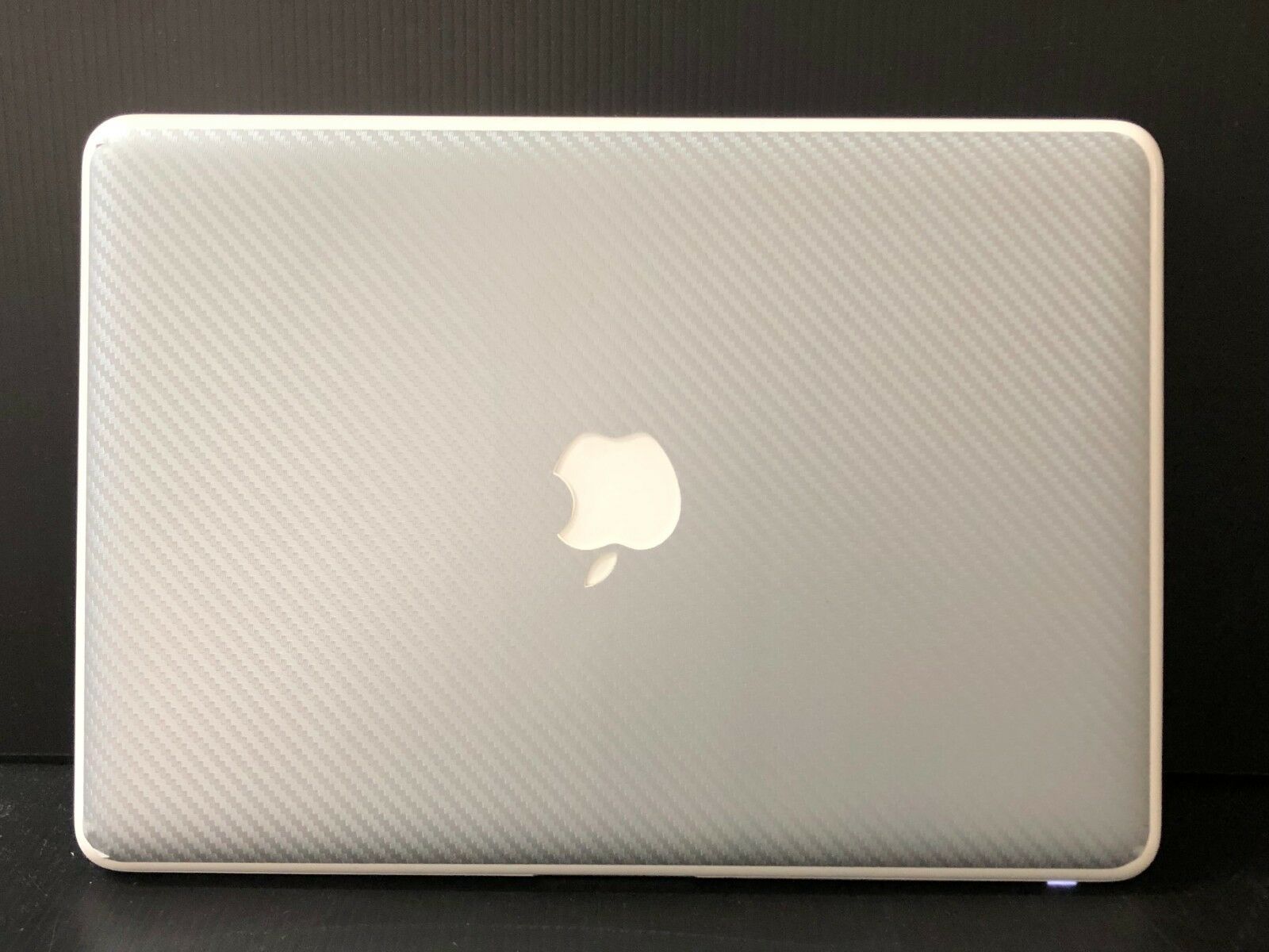 Apple Macbook 13" Laptop  2.2ghz 4gb Ram 120gb Ssd | Mac Os | Warranty